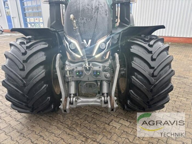 Traktor du type Valtra Q 245 1A9, Gebrauchtmaschine en Meppen (Photo 9)