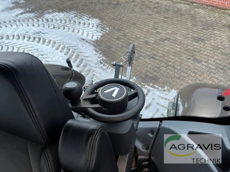 Traktor типа Valtra Q 245 1A9, Gebrauchtmaschine в Meppen (Фотография 20)