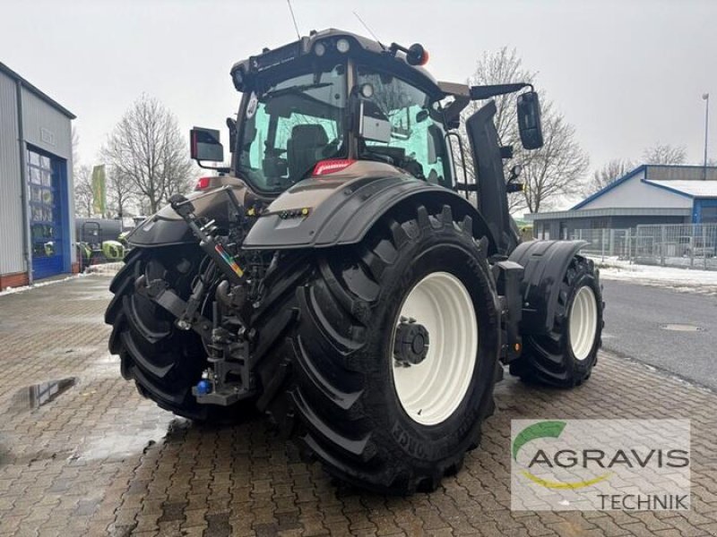 Traktor du type Valtra Q 245 1A9, Gebrauchtmaschine en Meppen (Photo 3)