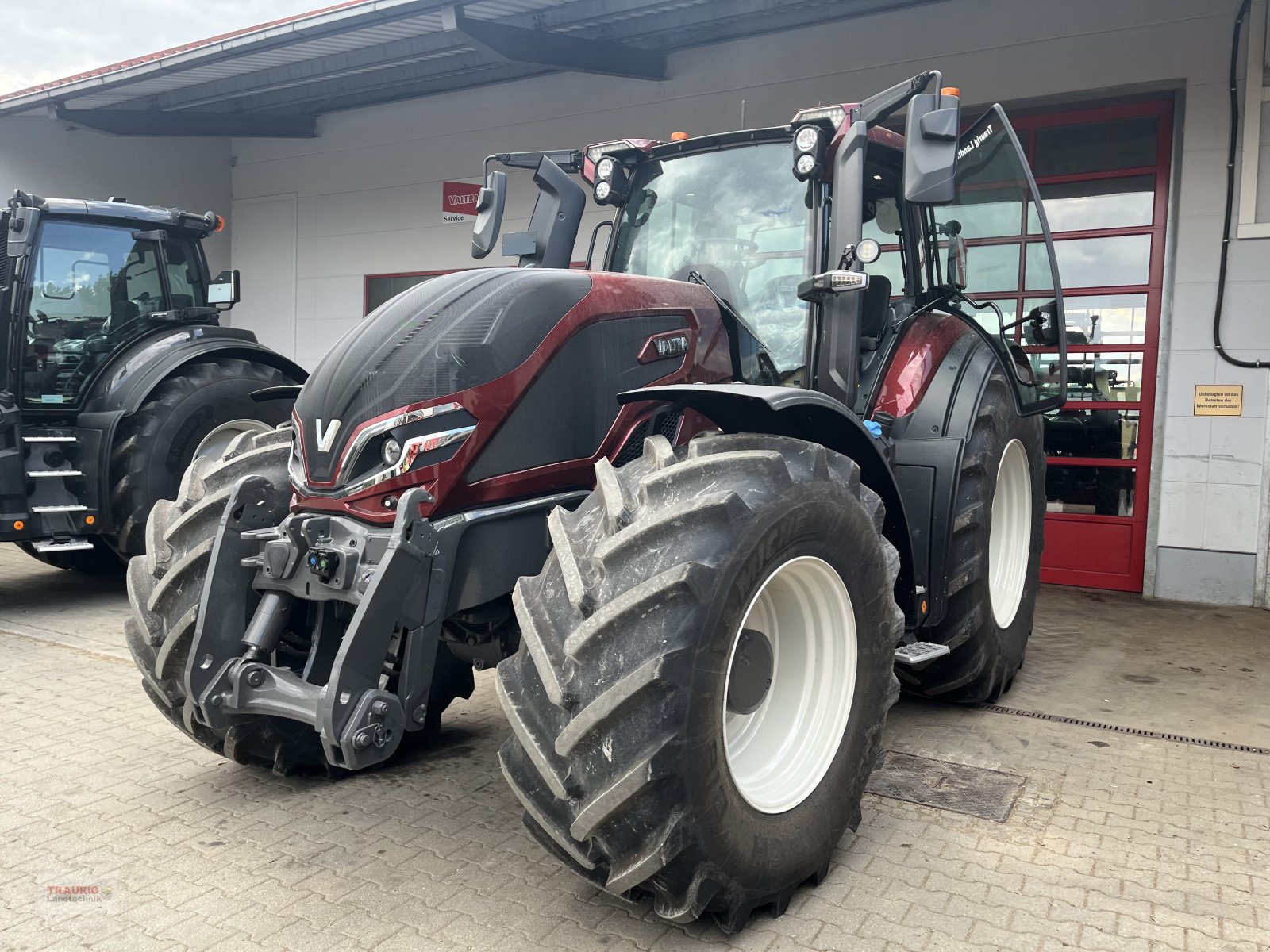 Traktor typu Valtra Q 265 mit Top Ausrüstung, Neumaschine v Mainburg/Wambach (Obrázek 4)