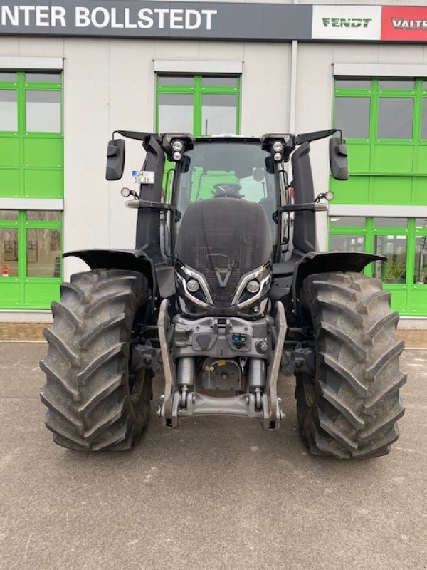Traktor от тип Valtra Q 265, Gebrauchtmaschine в Weinbergen-Bollstedt (Снимка 5)