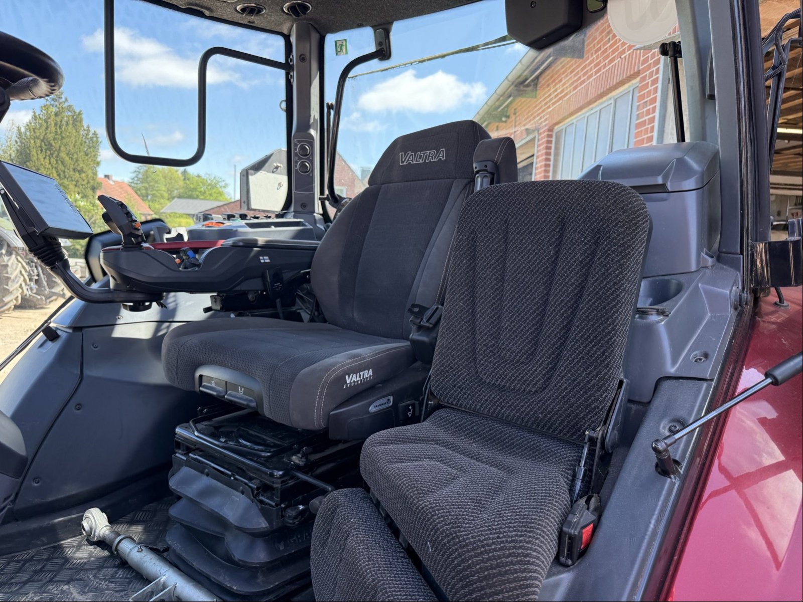 Traktor типа Valtra Q 265, Gebrauchtmaschine в Bad Oldesloe (Фотография 10)