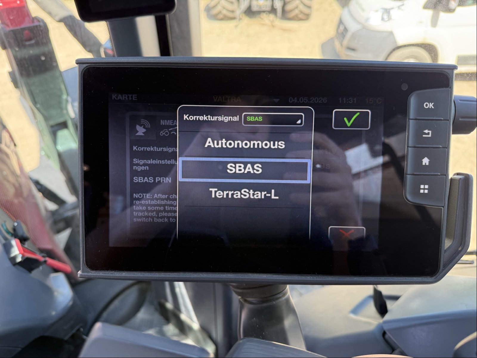 Traktor типа Valtra Q 265, Gebrauchtmaschine в Bad Oldesloe (Фотография 15)