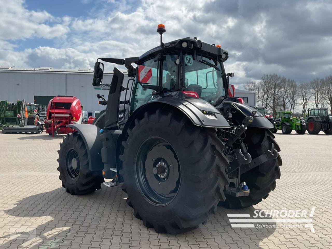 Traktor типа Valtra Q 285, Neumaschine в Holdorf (Фотография 4)