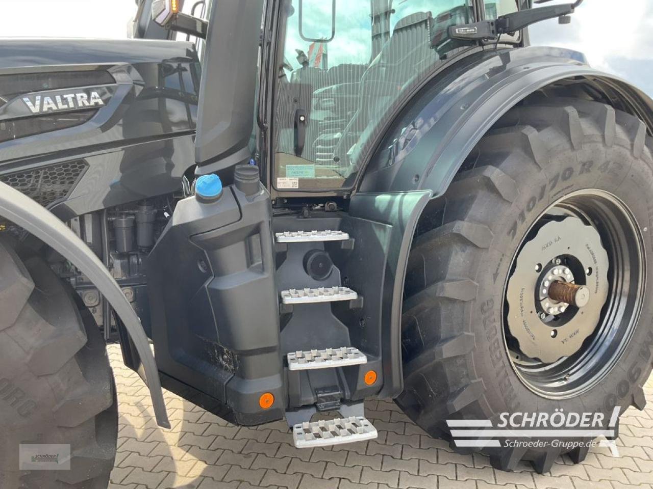 Traktor типа Valtra Q 285, Neumaschine в Holdorf (Фотография 12)
