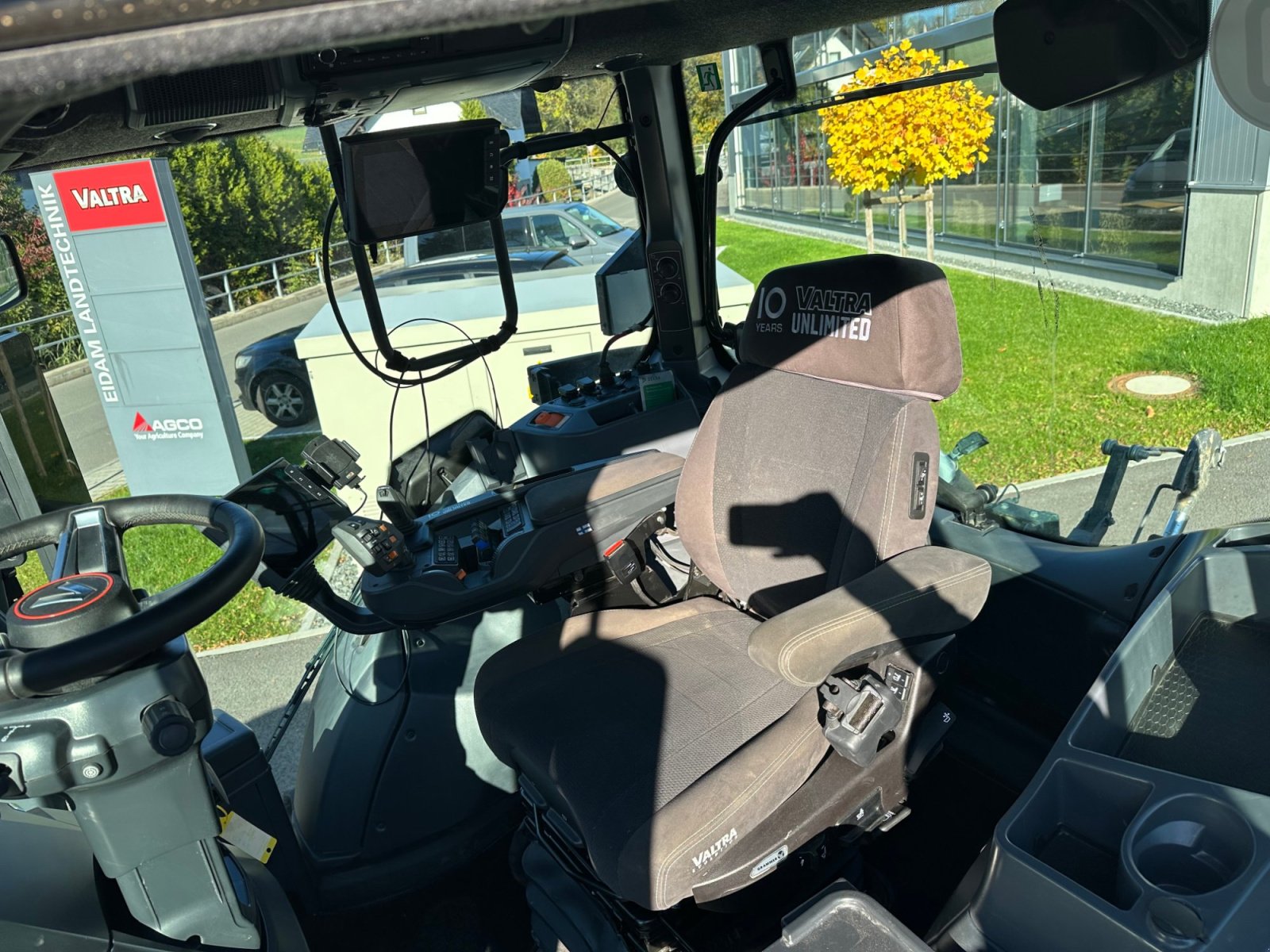 Traktor du type Valtra Q 285D 1A9, Gebrauchtmaschine en Lößnitz  (Photo 10)