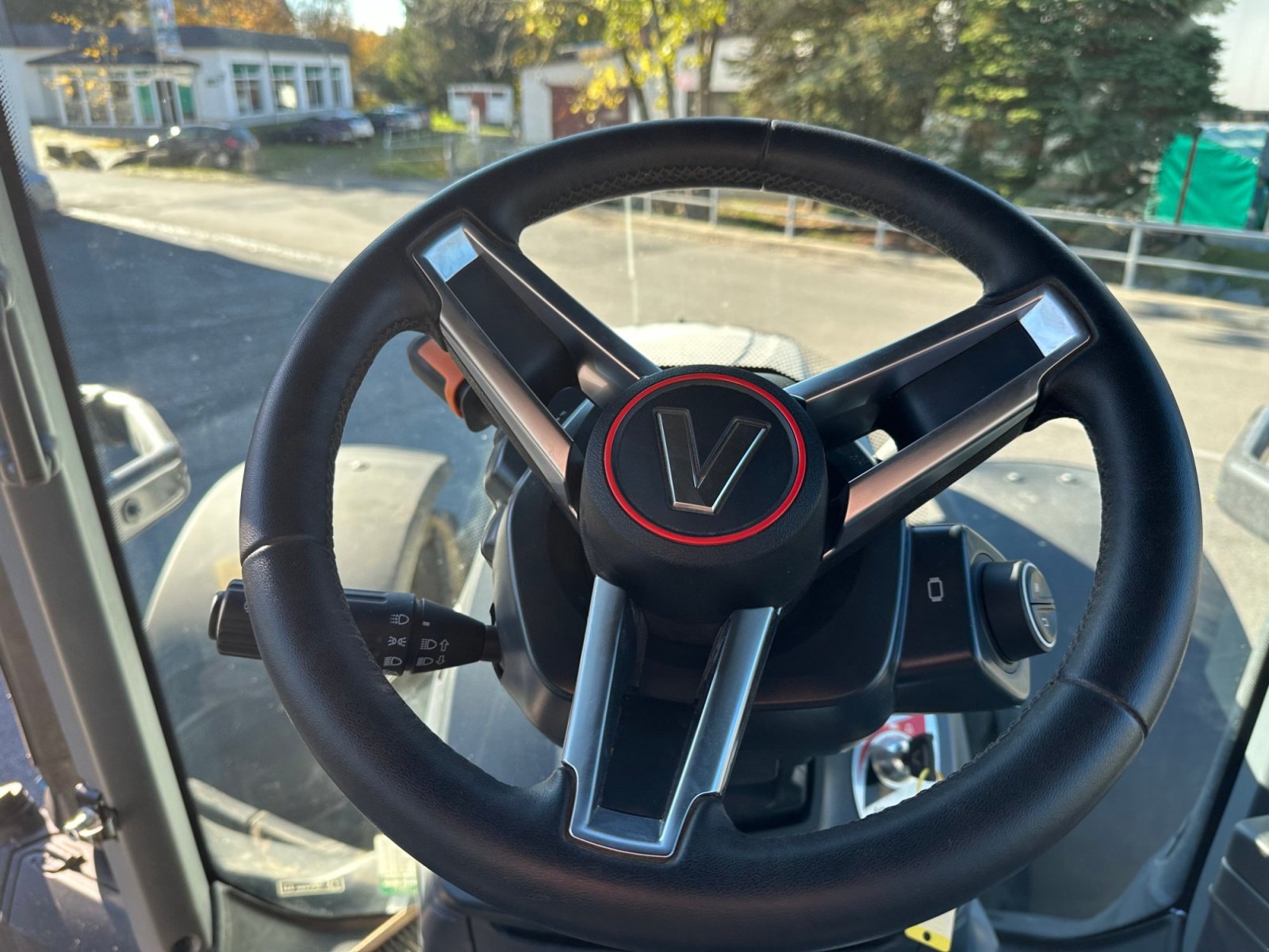 Traktor du type Valtra Q 285D 1A9, Gebrauchtmaschine en Lößnitz  (Photo 11)