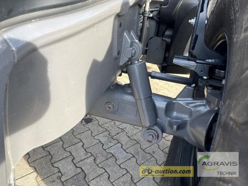 Traktor des Typs Valtra Q 305 1A9, Gebrauchtmaschine in Meppen (Bild 19)