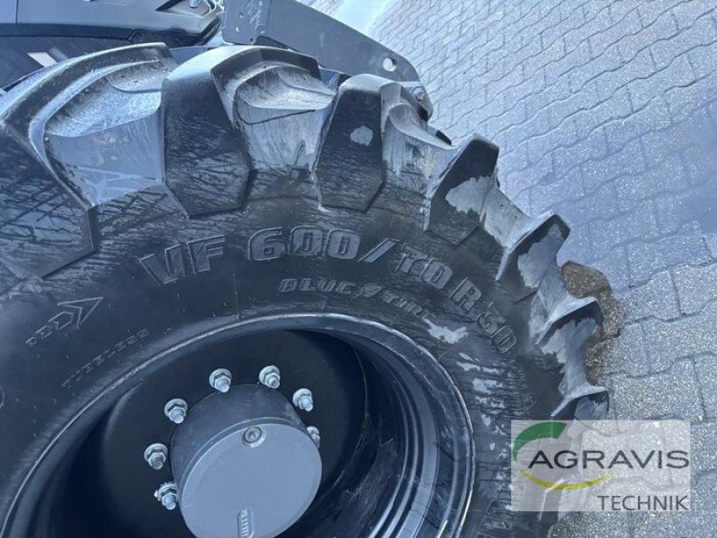 Traktor του τύπου Valtra Q 305 1A9, Gebrauchtmaschine σε Meppen (Φωτογραφία 9)