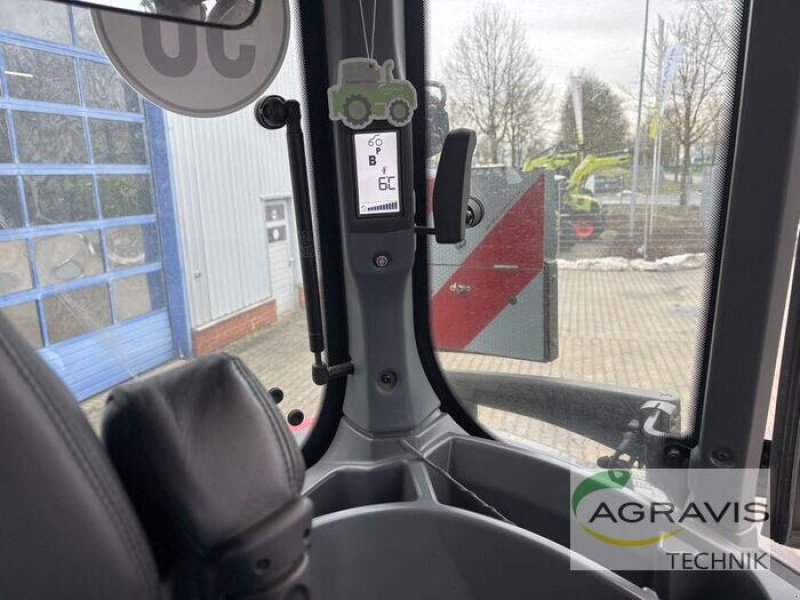 Traktor типа Valtra Q 305 1A9, Gebrauchtmaschine в Meppen (Фотография 28)