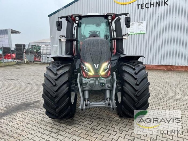 Traktor типа Valtra Q 305 1A9, Gebrauchtmaschine в Meppen (Фотография 2)
