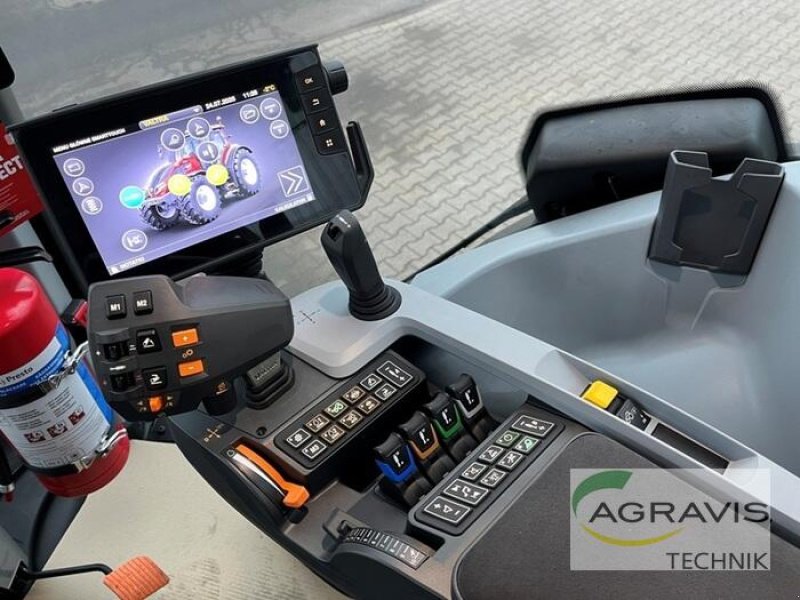 Traktor типа Valtra Q 305 1A9, Gebrauchtmaschine в Meppen (Фотография 20)