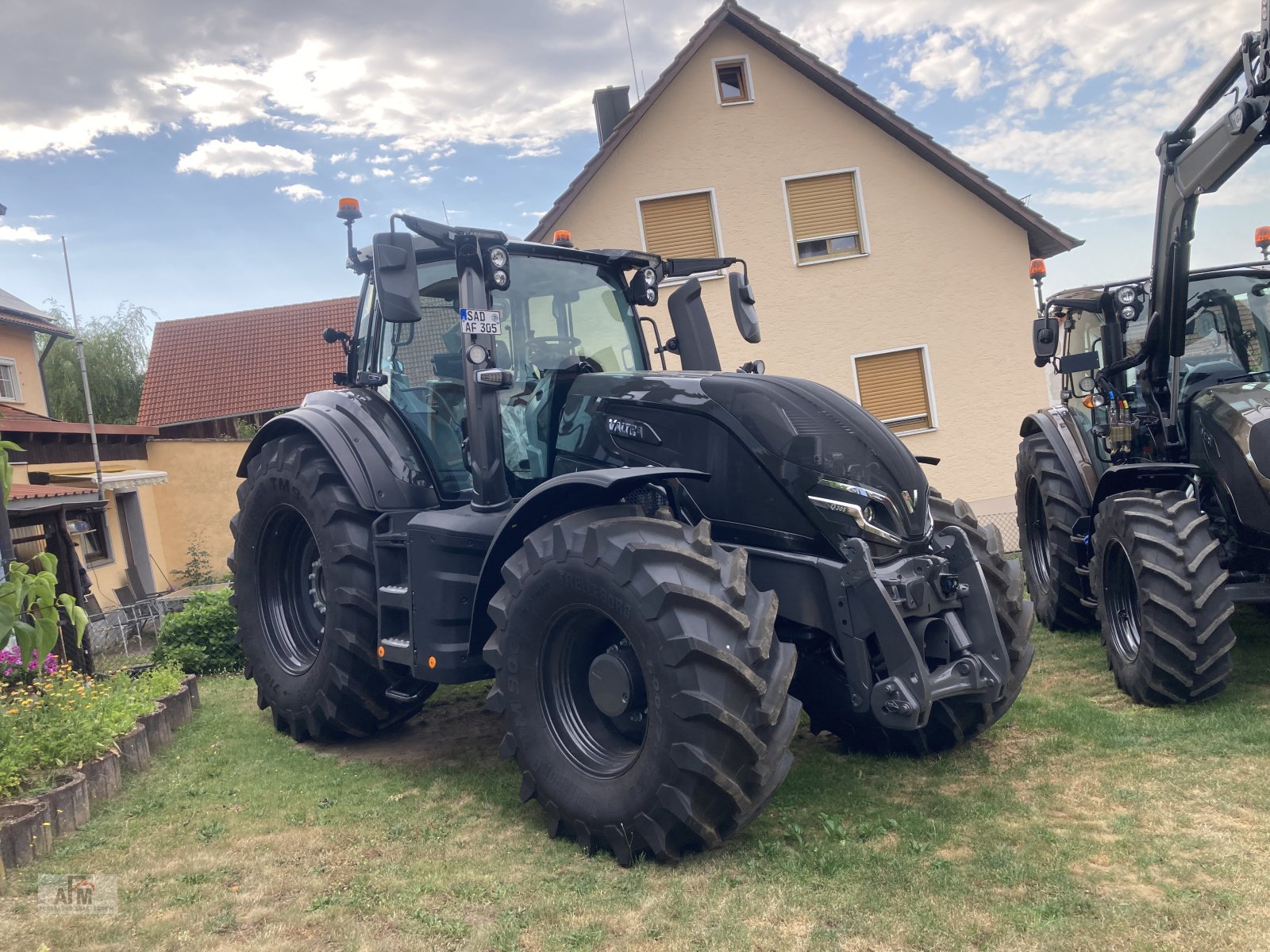 Traktor a típus Valtra Q 305 Rüfa, Neumaschine ekkor: Bodenwöhr/ Taxöldern (Kép 1)