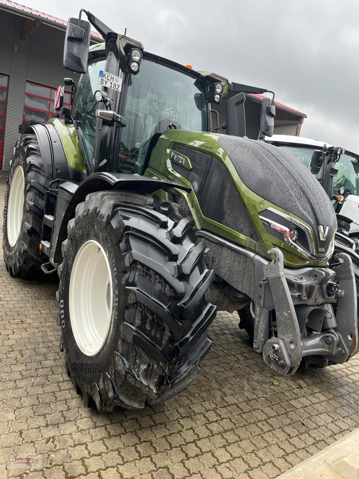 Traktor typu Valtra Q 305 Vorführschlepper, Neumaschine v Mainburg/Wambach (Obrázek 4)