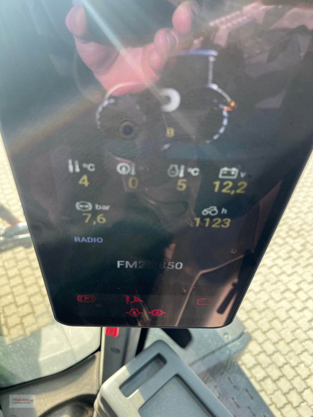 Traktor от тип Valtra Q 305 Vorführschlepper, Gebrauchtmaschine в Mainburg/Wambach (Снимка 15)