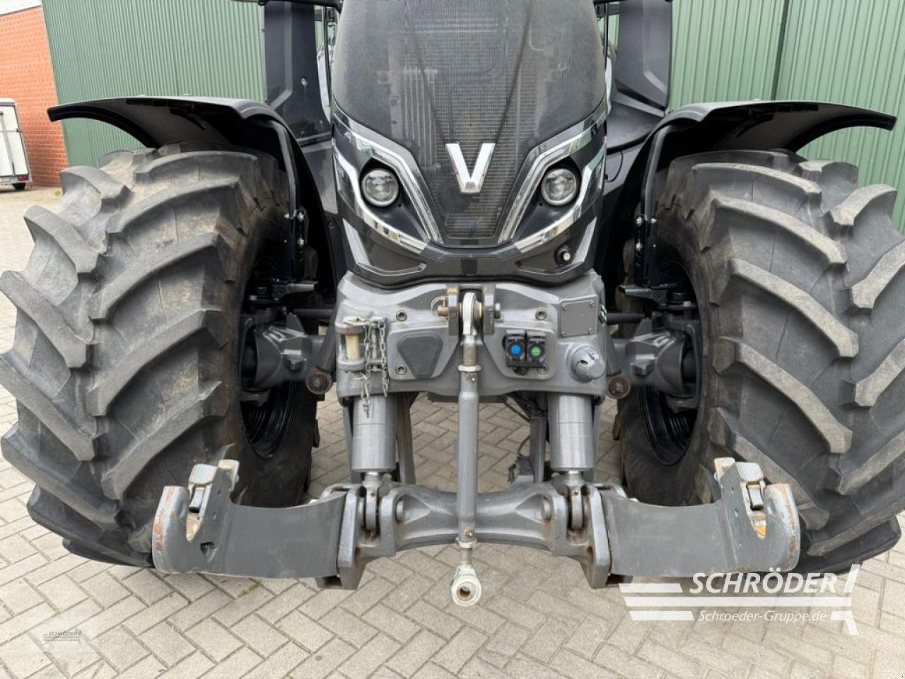 Traktor tipa Valtra Q 305, Gebrauchtmaschine u Twistringen (Slika 9)
