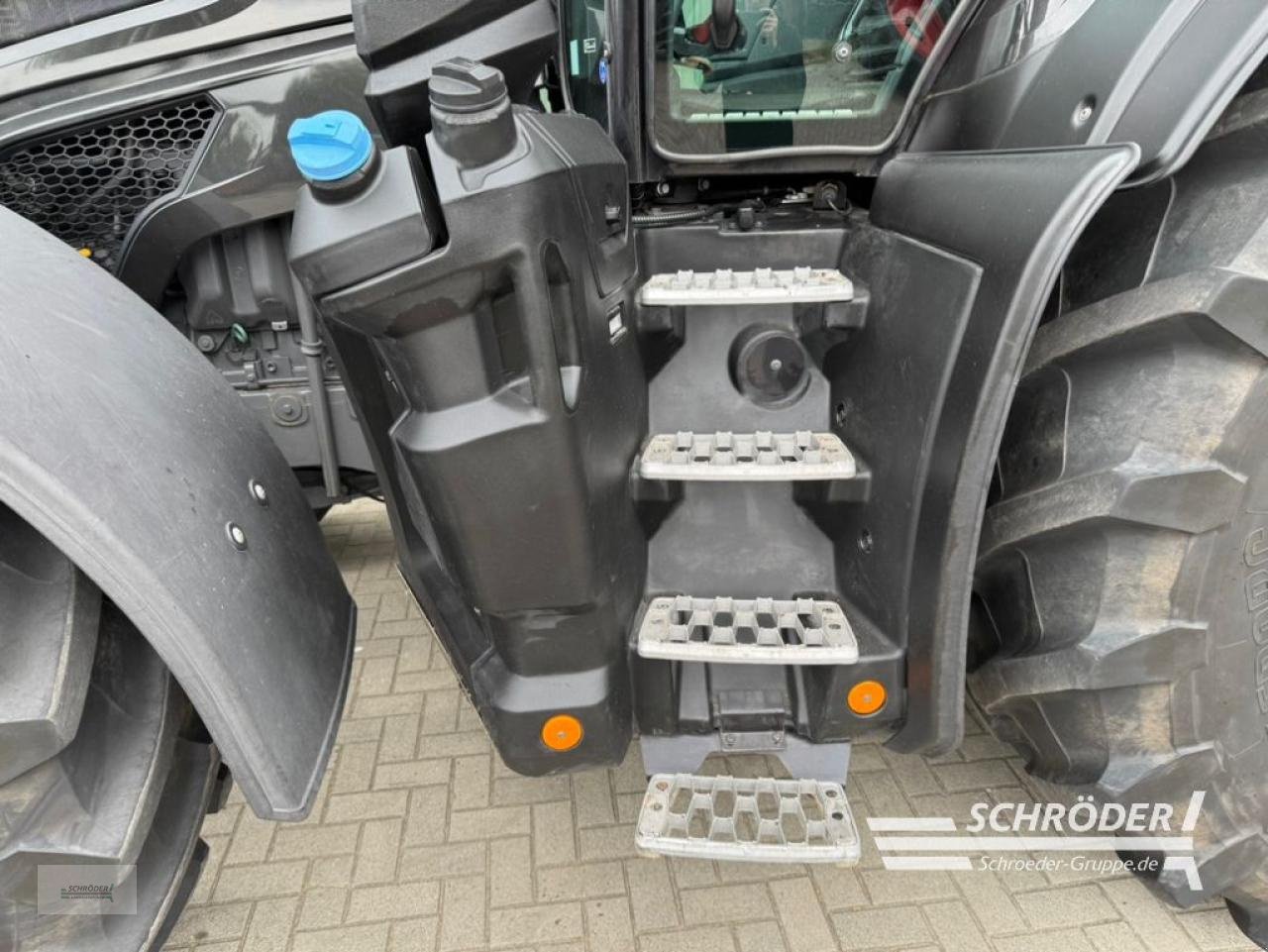 Traktor tipa Valtra Q 305, Gebrauchtmaschine u Twistringen (Slika 10)