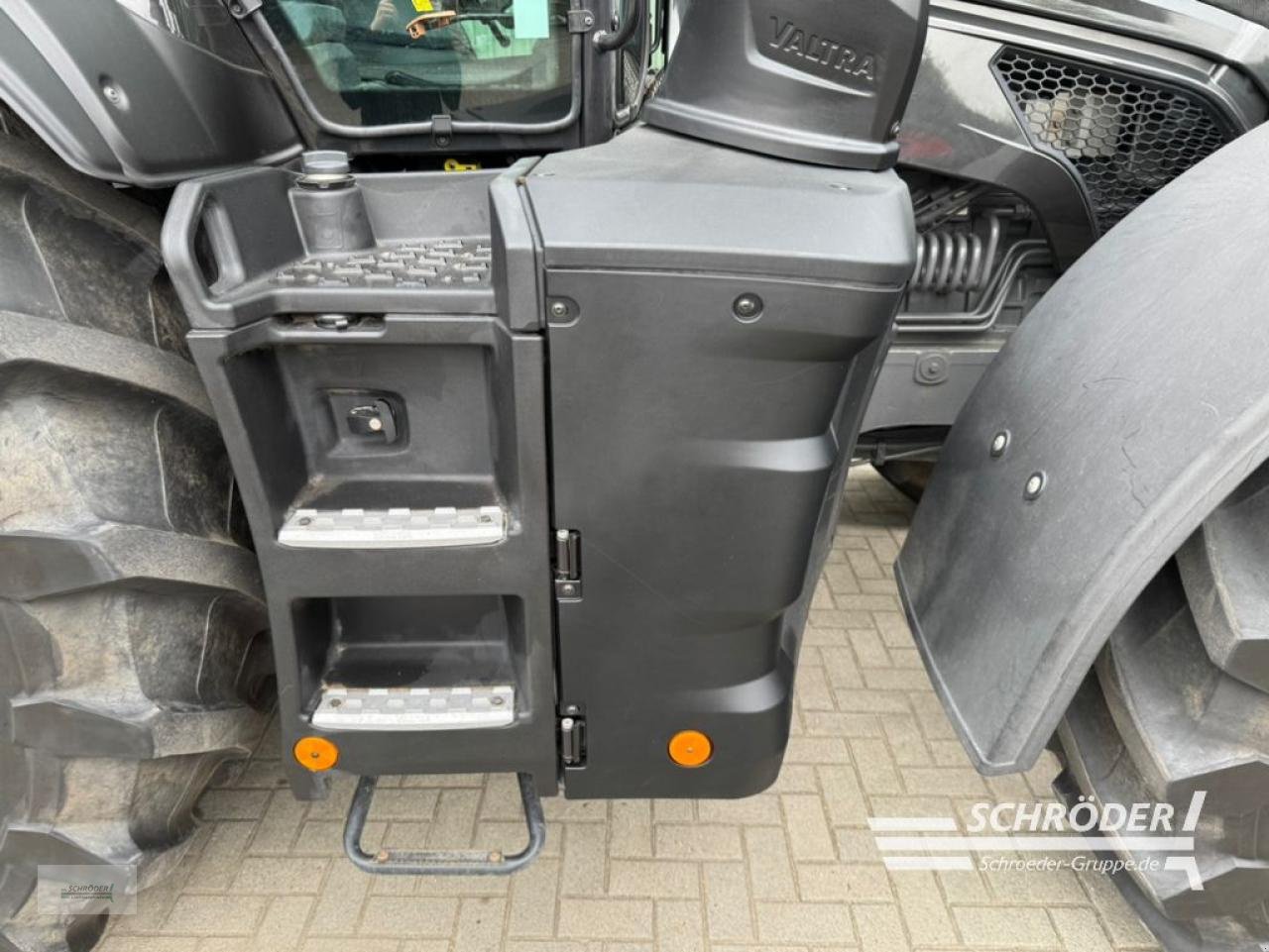 Traktor tipa Valtra Q 305, Gebrauchtmaschine u Twistringen (Slika 11)