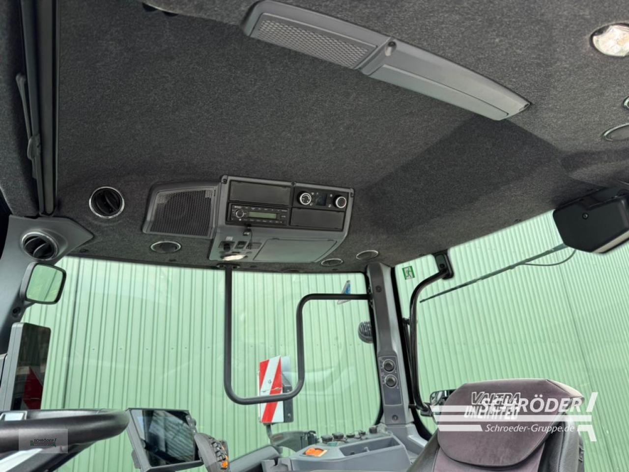 Traktor tipa Valtra Q 305, Gebrauchtmaschine u Twistringen (Slika 18)