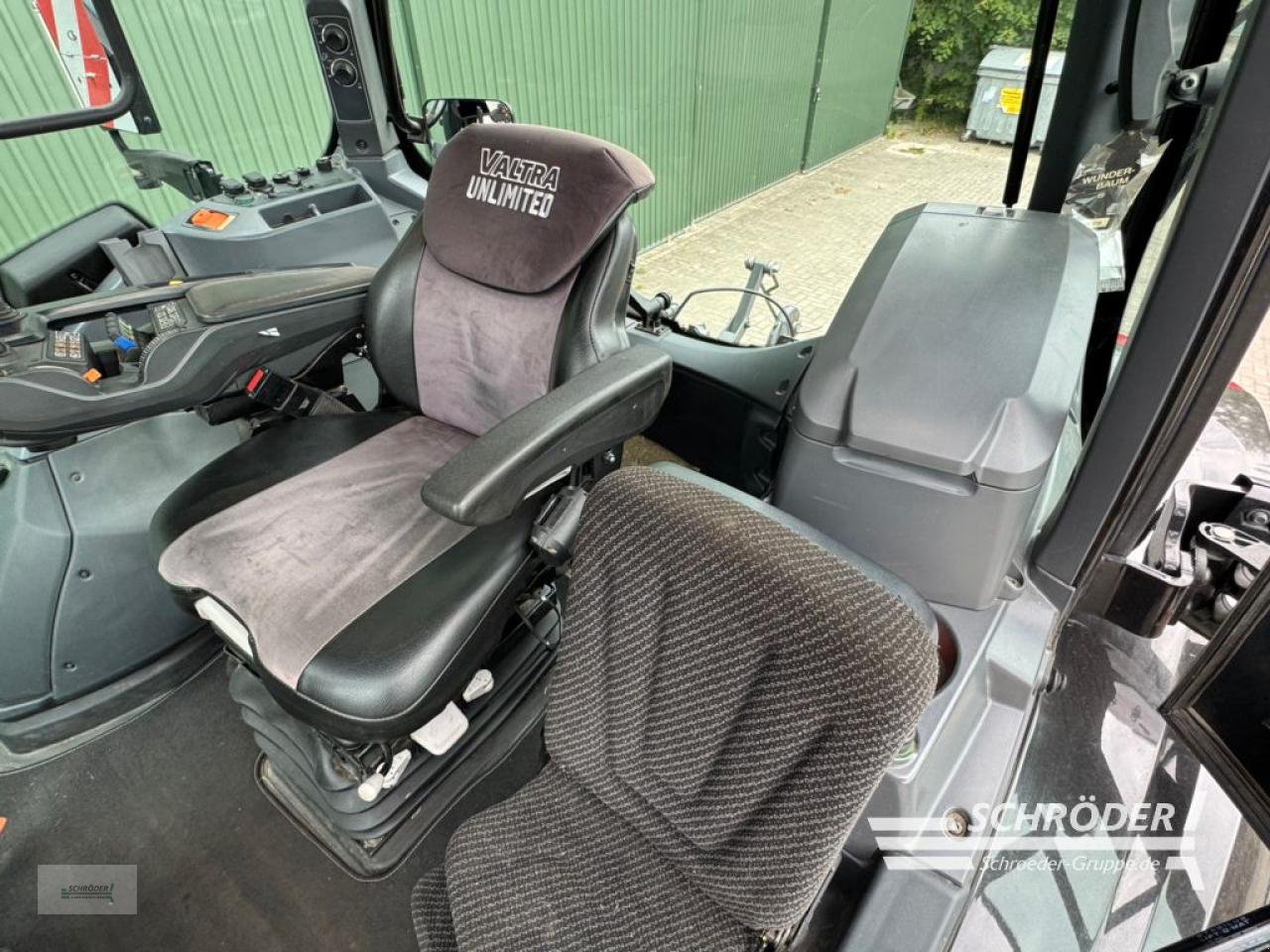 Traktor tipa Valtra Q 305, Gebrauchtmaschine u Twistringen (Slika 20)