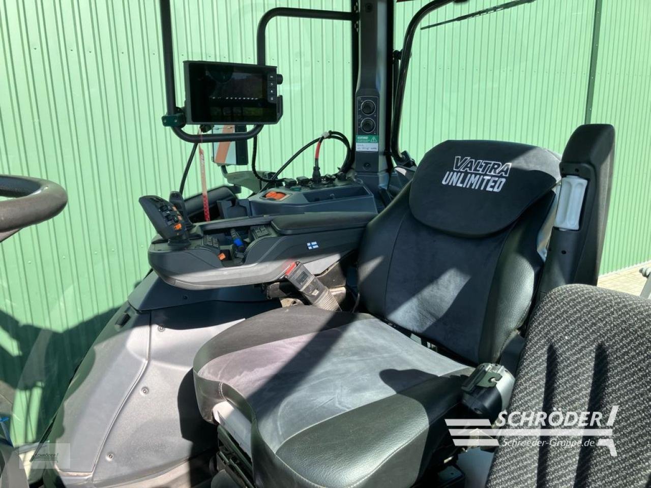 Traktor του τύπου Valtra Q 305, Neumaschine σε Twistringen (Φωτογραφία 3)