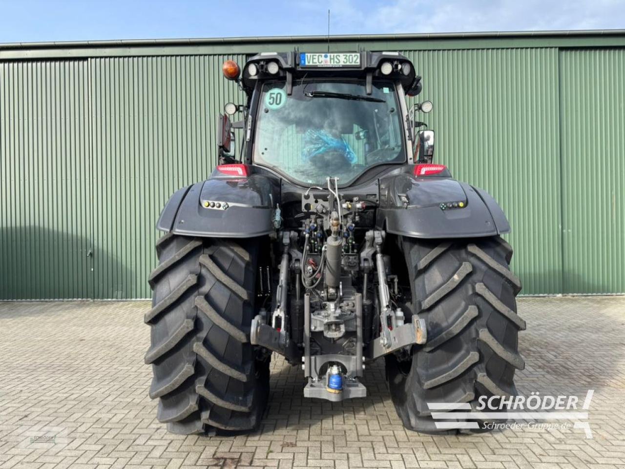 Traktor des Typs Valtra Q 305, Neumaschine in Lastrup (Bild 4)