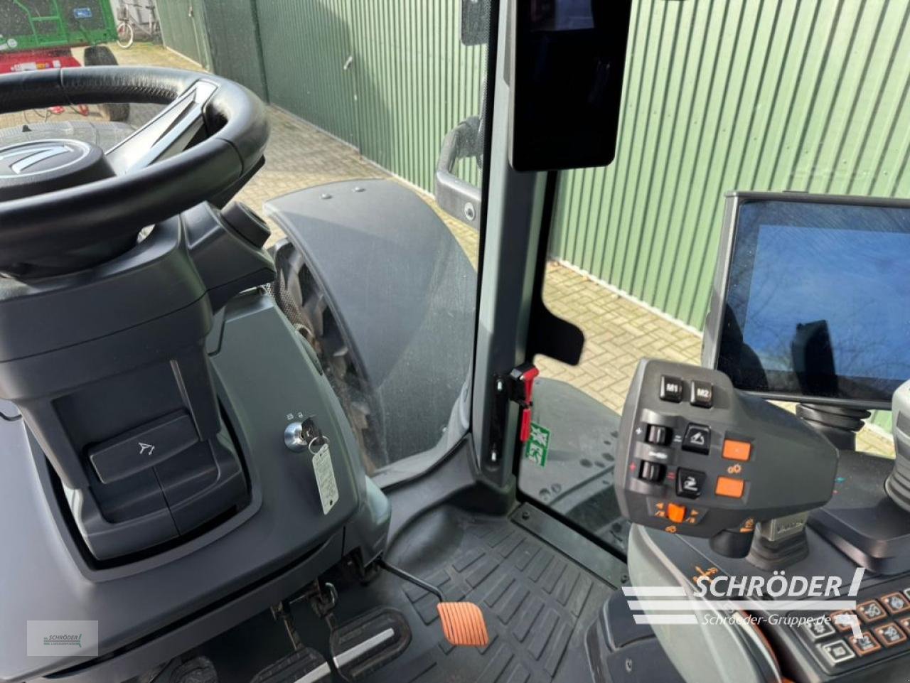 Traktor des Typs Valtra Q 305, Neumaschine in Lastrup (Bild 19)
