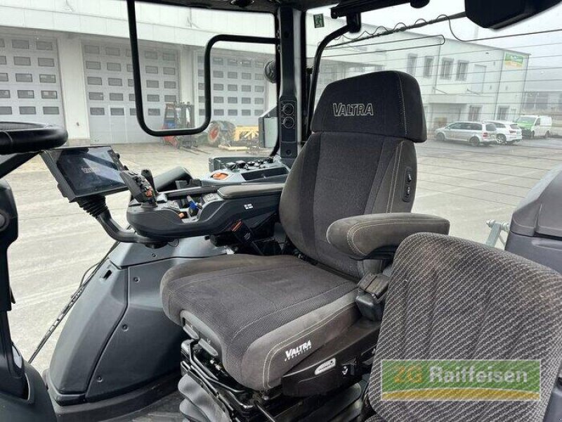 Traktor типа Valtra Q 305, Vorführmaschine в Walldürn (Фотография 7)