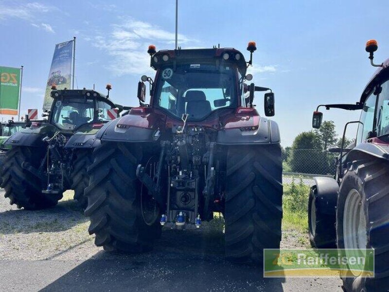 Traktor du type Valtra Q 305, Neumaschine en Walldürn (Photo 3)