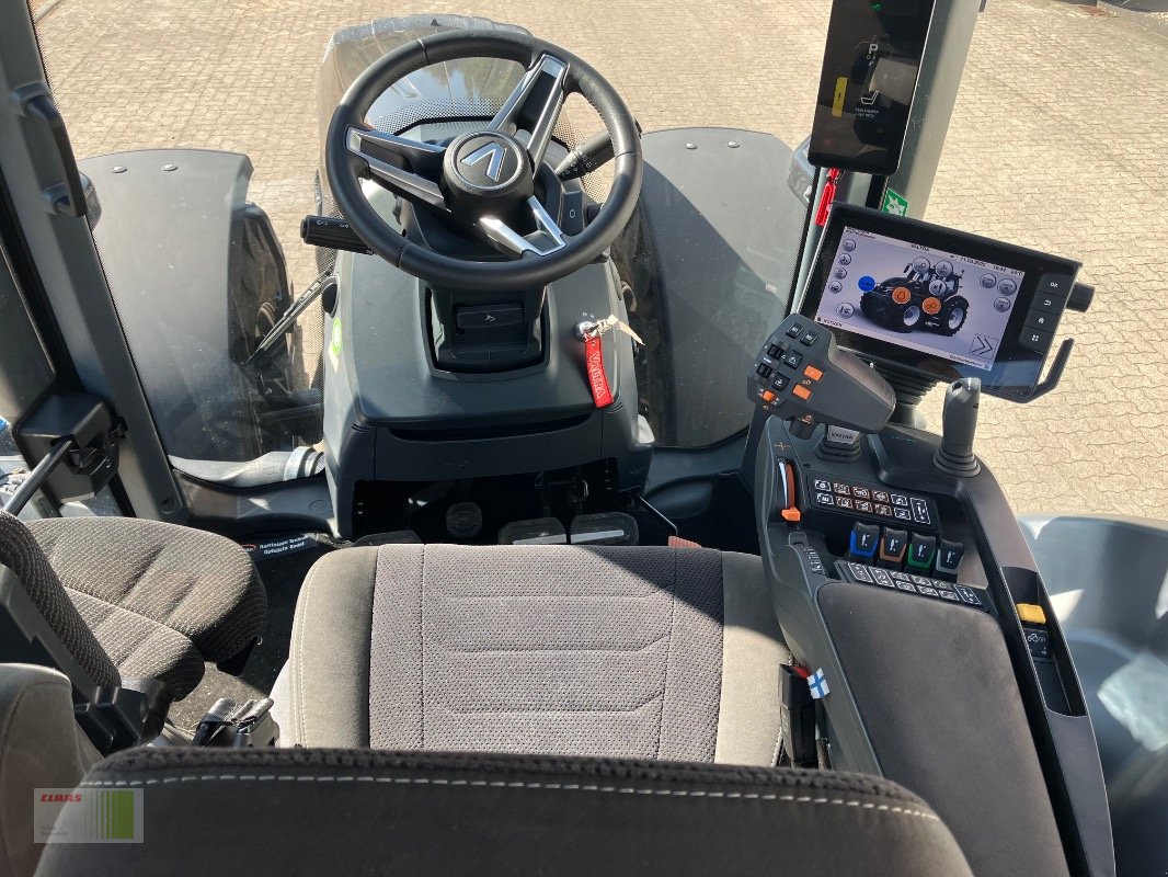 Traktor des Typs Valtra Q245 (Gewährleistungsverlängerung 12.2026), Gebrauchtmaschine in Bordesholm (Bild 14)