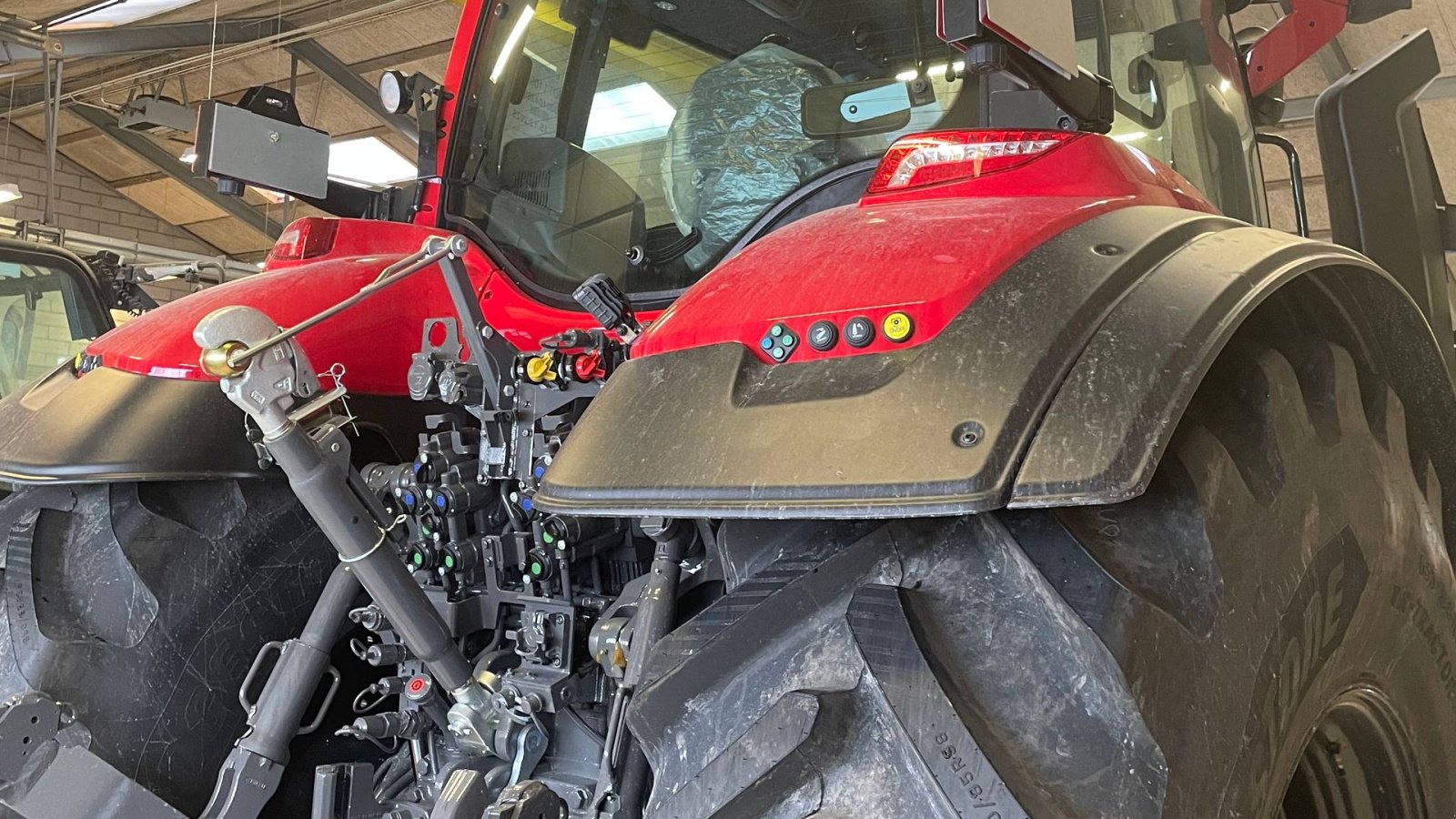 Traktor типа Valtra Q245 Q245, Gebrauchtmaschine в Hobro (Фотография 3)