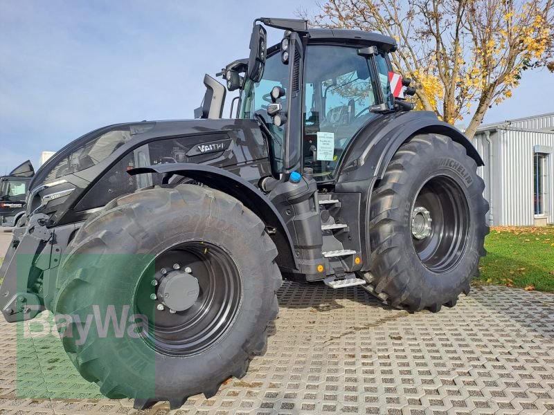 Traktor van het type Valtra Q245 VALTRA TRAKTOR, Neumaschine in Remseck am Neckar (Foto 2)