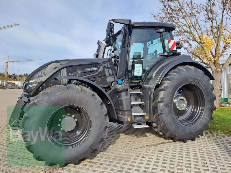 Traktor van het type Valtra Q245 VALTRA TRAKTOR, Neumaschine in Remseck am Neckar (Foto 3)
