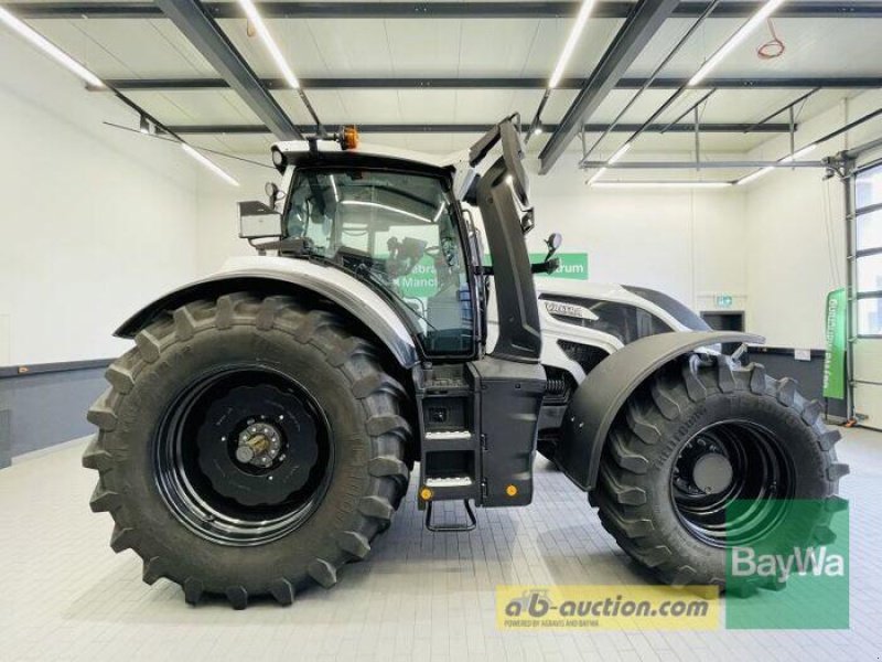 Traktor des Typs Valtra Q245, Gebrauchtmaschine in Manching (Bild 20)