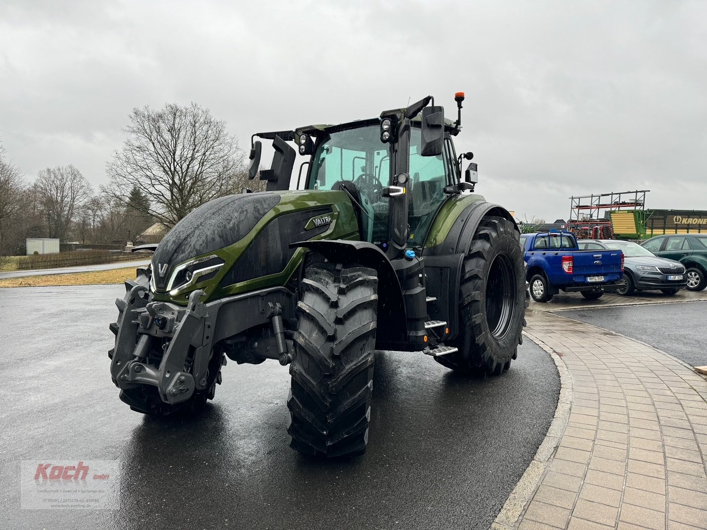 Traktor des Typs Valtra Q245, Neumaschine in Neumarkt / Pölling (Bild 9)