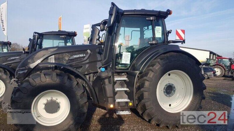 Traktor typu Valtra Q245, Neumaschine v Wegberg (Obrázek 4)