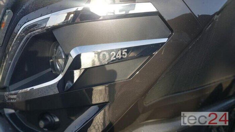 Traktor del tipo Valtra Q245, Neumaschine en Wegberg (Imagen 1)