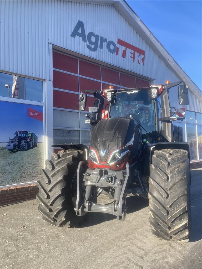 Traktor tipa Valtra Q265 Fabriks ny 265 HK  Boost 290 HK, Gebrauchtmaschine u Hobro (Slika 1)