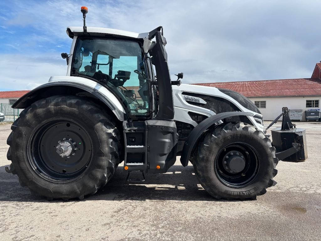 Traktor vrste Valtra Q265, Gebrauchtmaschine v VERT TOULON (Slika 8)