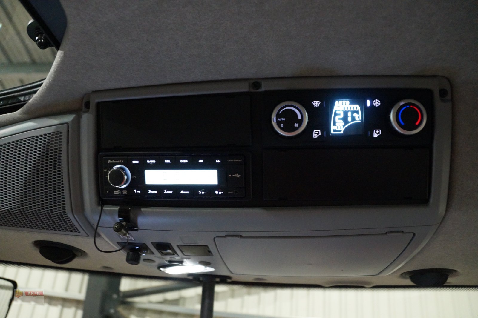 Traktor des Typs Valtra Q265, Neumaschine in Neumarkt (Bild 7)