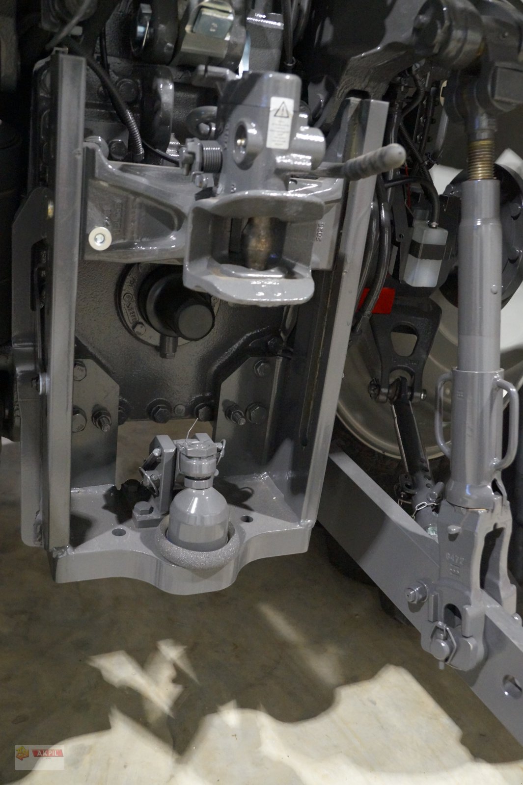 Traktor des Typs Valtra Q265, Neumaschine in Neumarkt (Bild 11)