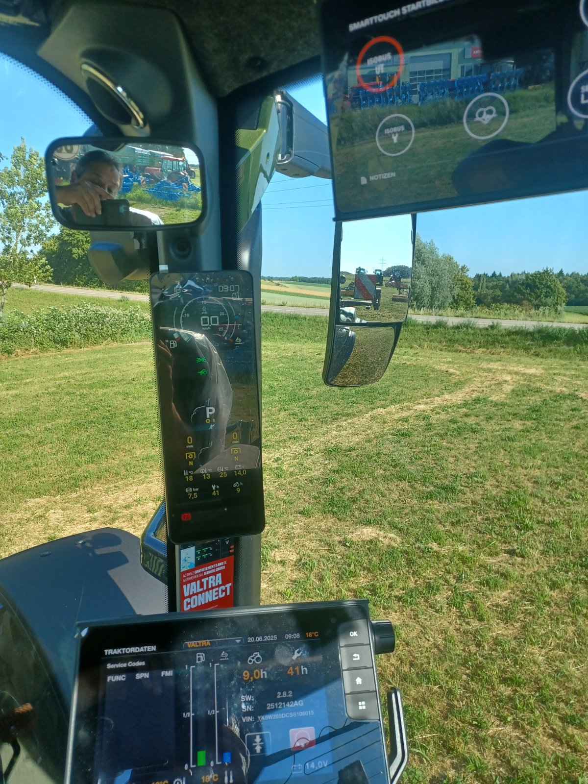 Traktor типа Valtra Q265, Gebrauchtmaschine в Uffenheim (Фотография 7)