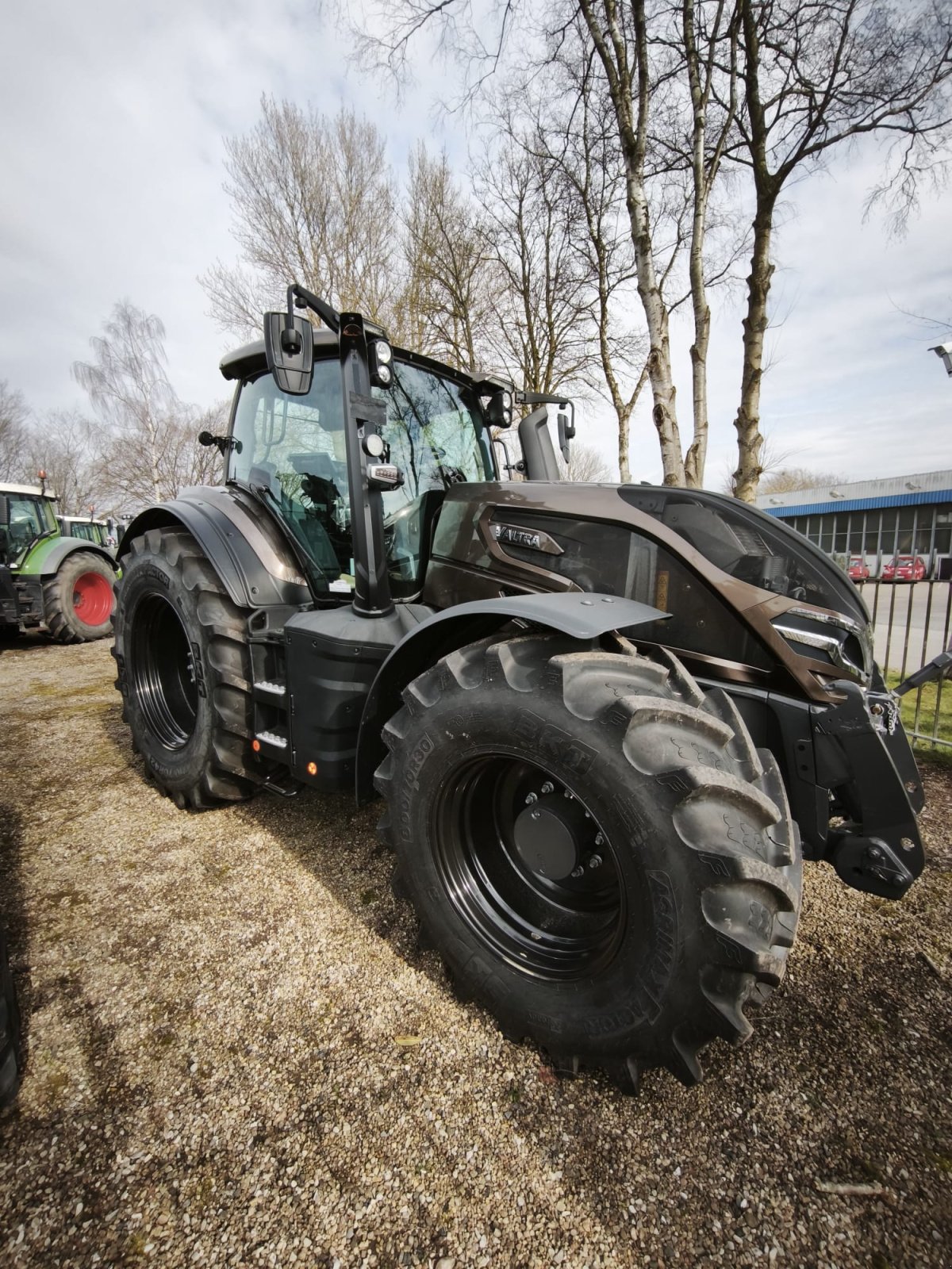 Traktor des Typs Valtra Q265, Gebrauchtmaschine in Eckernförde (Bild 1)