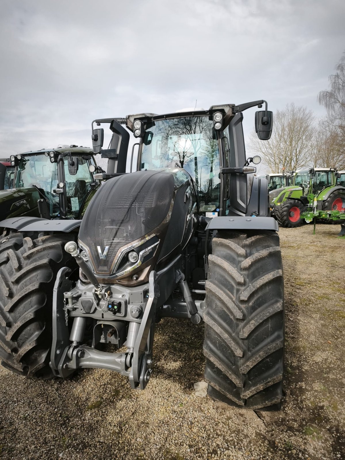 Traktor des Typs Valtra Q265, Gebrauchtmaschine in Eckernförde (Bild 3)