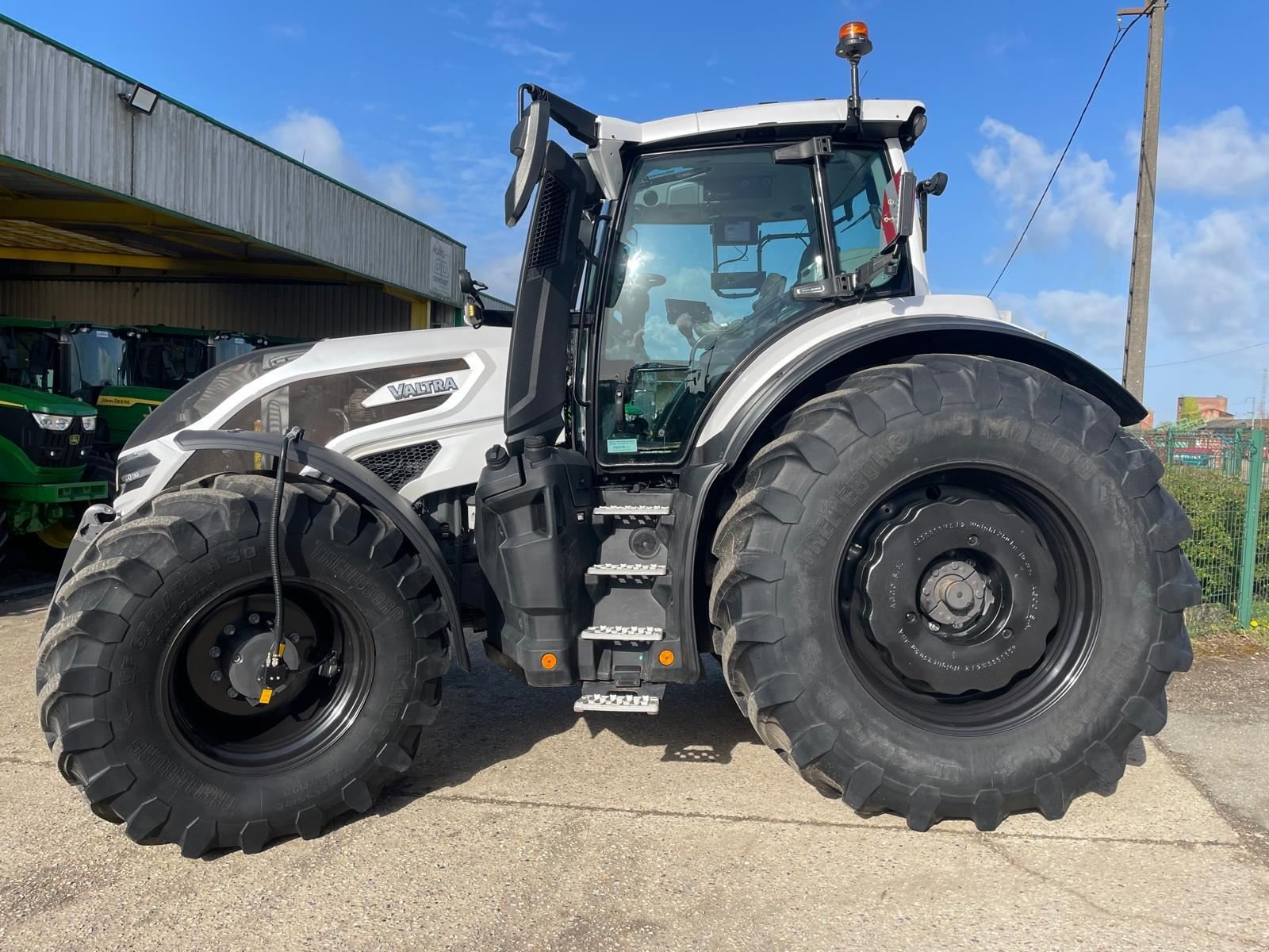 Traktor Türe ait Valtra Q285, Gebrauchtmaschine içinde BOSC LE HARD (resim 2)