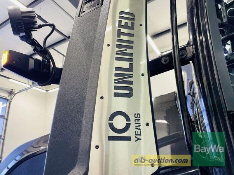 Traktor des Typs Valtra Q285, Gebrauchtmaschine in Manching (Bild 7)