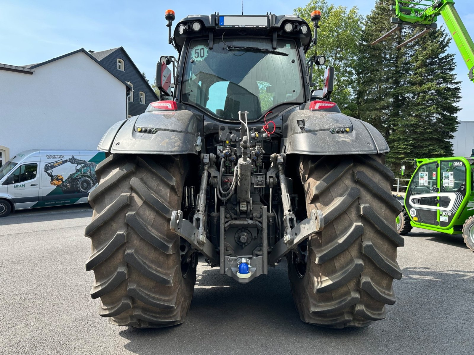 Traktor du type Valtra Q305 1A9, Gebrauchtmaschine en Lößnitz  (Photo 4)