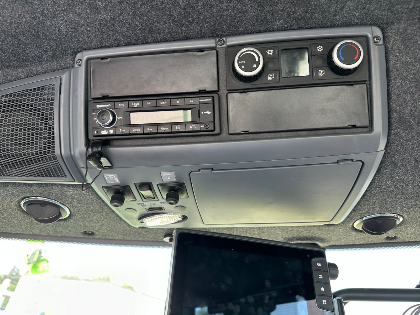 Traktor du type Valtra Q305 1A9, Gebrauchtmaschine en Lößnitz  (Photo 13)