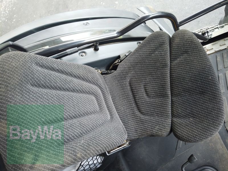 Traktor des Typs Valtra Q305 VALTRA TRAKTOR, Gebrauchtmaschine in Erbach (Bild 22)