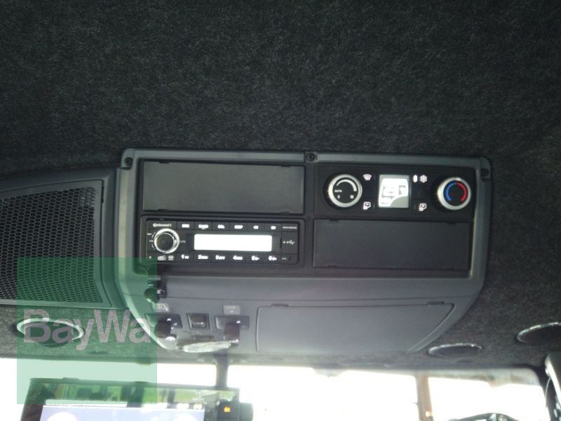 Traktor des Typs Valtra Q305 VALTRA TRAKTOR, Gebrauchtmaschine in Erbach (Bild 23)